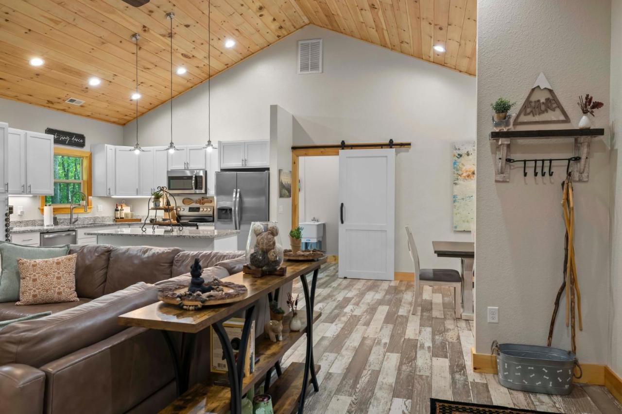 Stunning Views, Superb Atmosphere, Modern Amenities, In The Middle Of Nature Bryson City Exterior foto