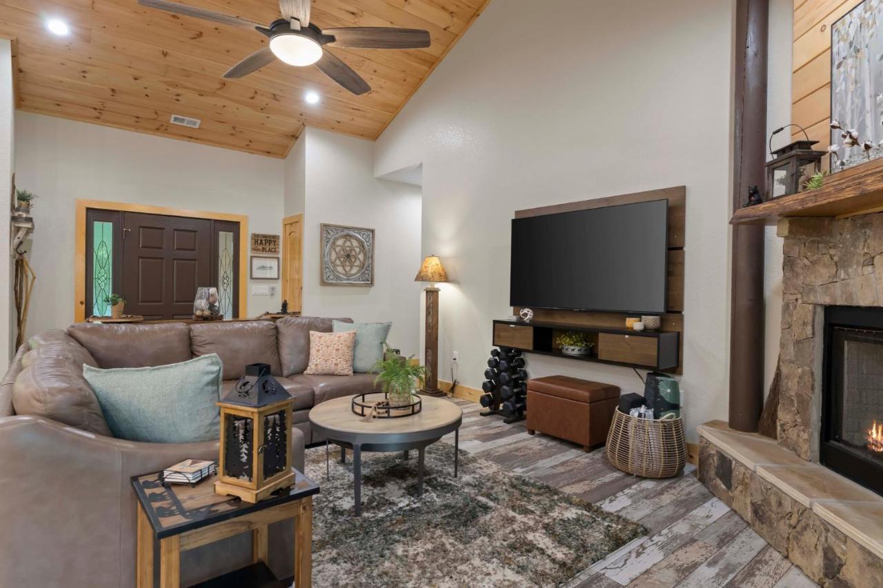 Stunning Views, Superb Atmosphere, Modern Amenities, In The Middle Of Nature Bryson City Exterior foto