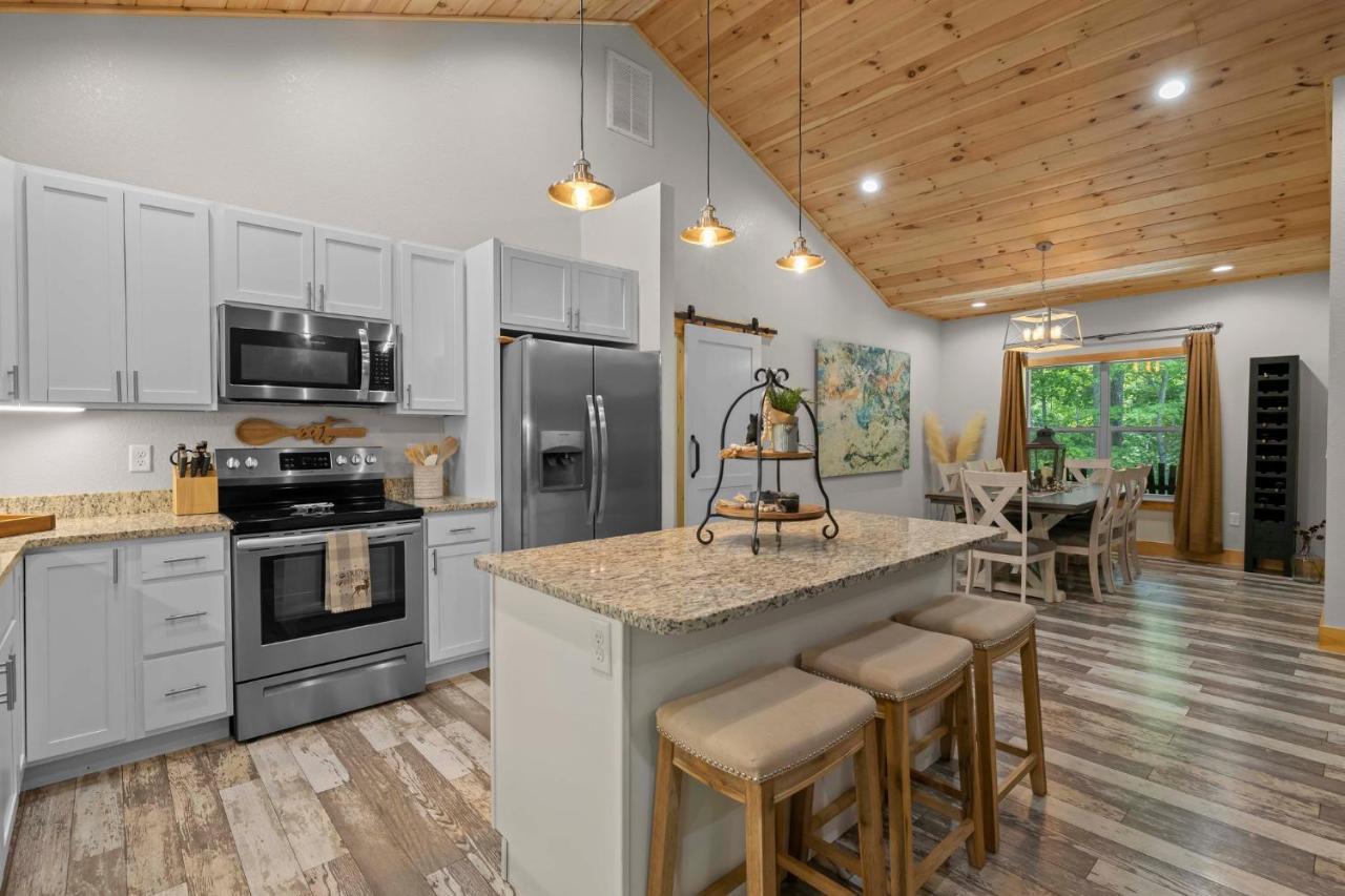 Stunning Views, Superb Atmosphere, Modern Amenities, In The Middle Of Nature Bryson City Exterior foto